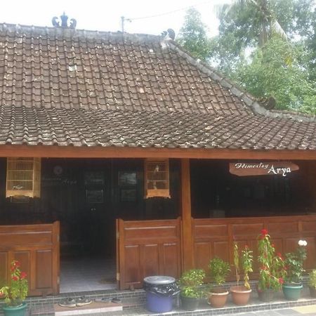 Homestay Arya Mangunan Bantul Esterno foto