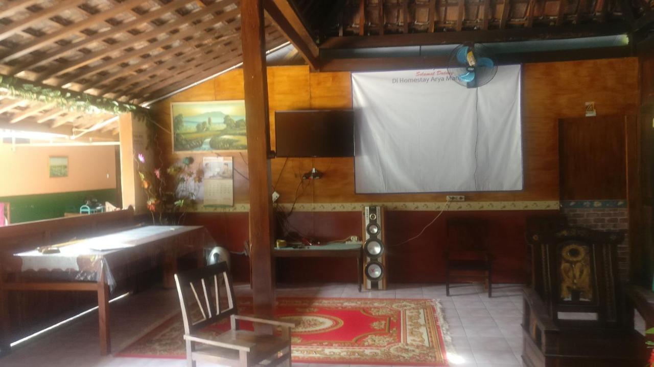 Homestay Arya Mangunan Bantul Esterno foto